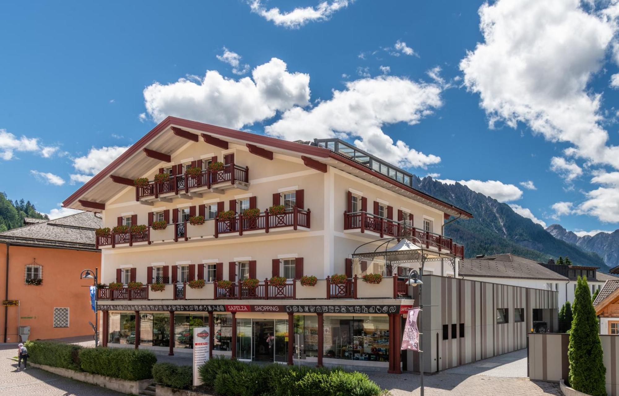 Sapelza Appartementhaus Dobbiaco Kültér fotó